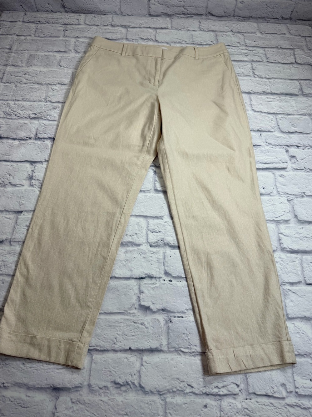 LOFT The Devin Slim Chinos - Light Beige. Cotton/Linen Blend. Size 10.